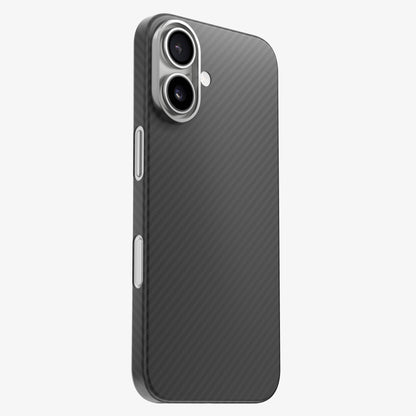 Coque CARBON en fibre de carbone sur iPhone 17 Blanc, vue trois quarts arrière